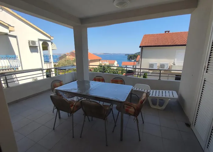 Apartments Paska Preko